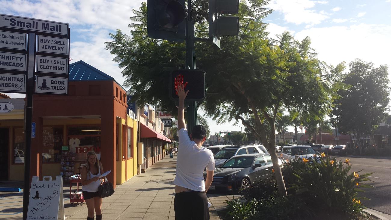 11 288 126 H25 131102 181535